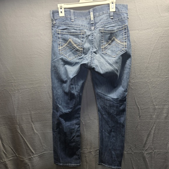 Women's Ariat Real Demin Blue Jeans 32s Straight Leg Western Style Light Wash - Picture 1 of 10